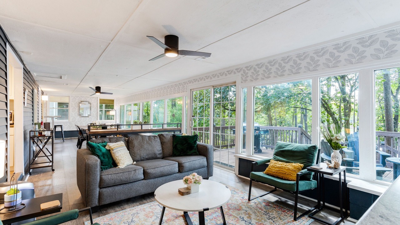 Photo of Livingroom in Townville