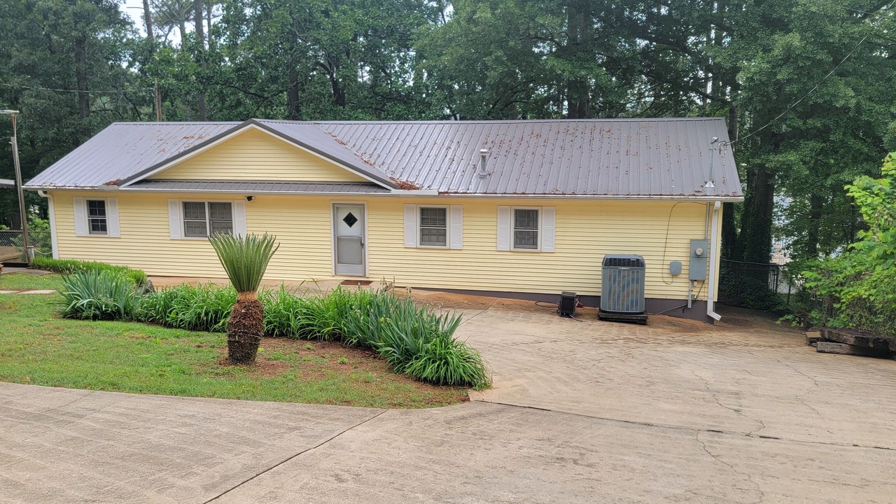 Photo of Outdoor in Townville