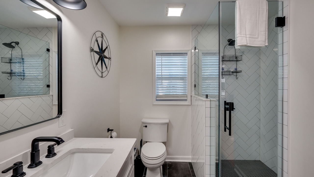 Photo of Bathroom in Tybee Island