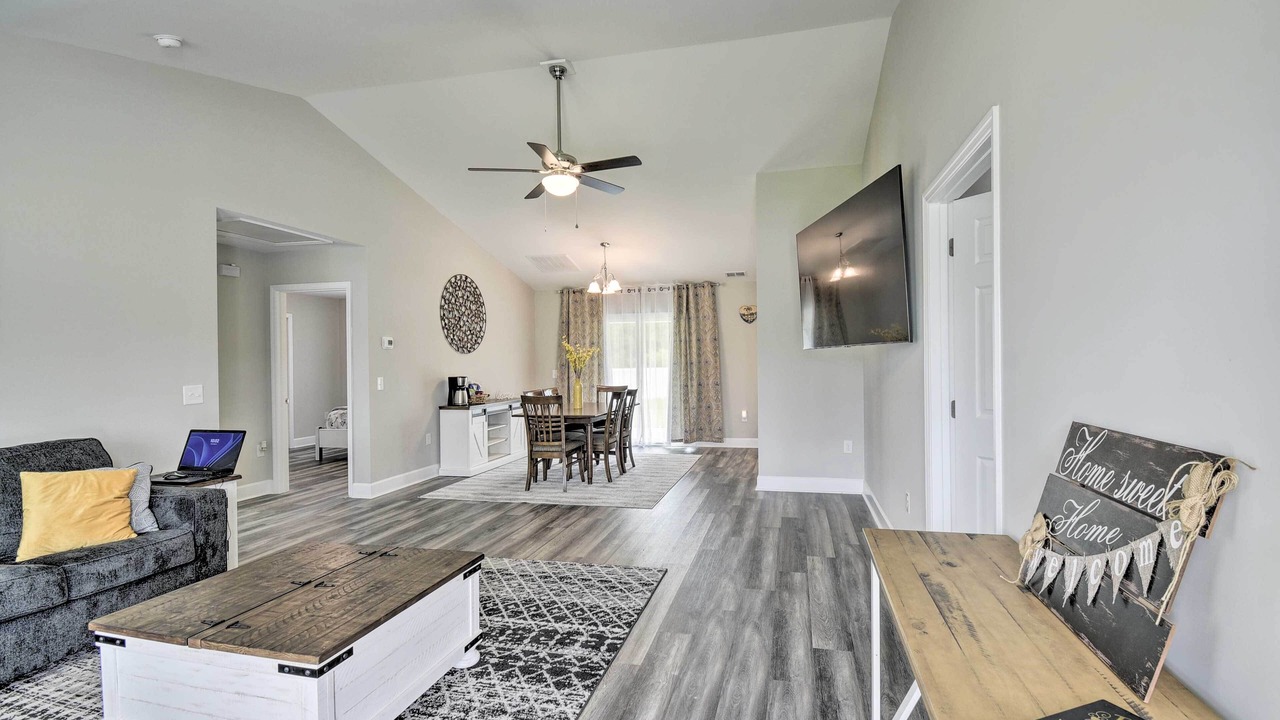 Photo of Livingroom in Loris