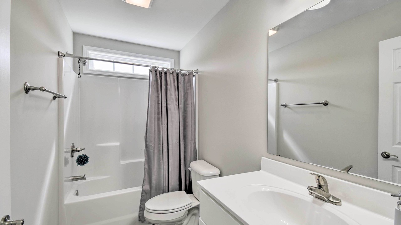 Photo of Bathroom in Loris
