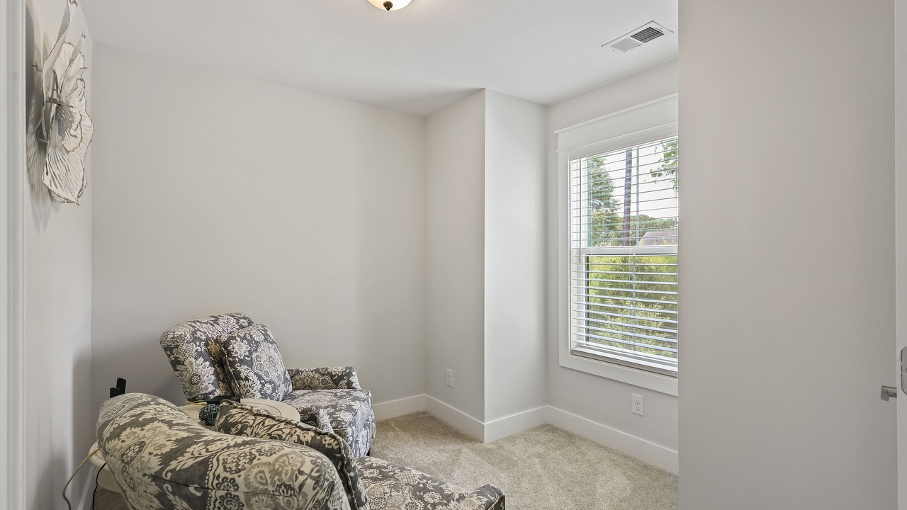 Photo of Livingroom in Spanish Wells
