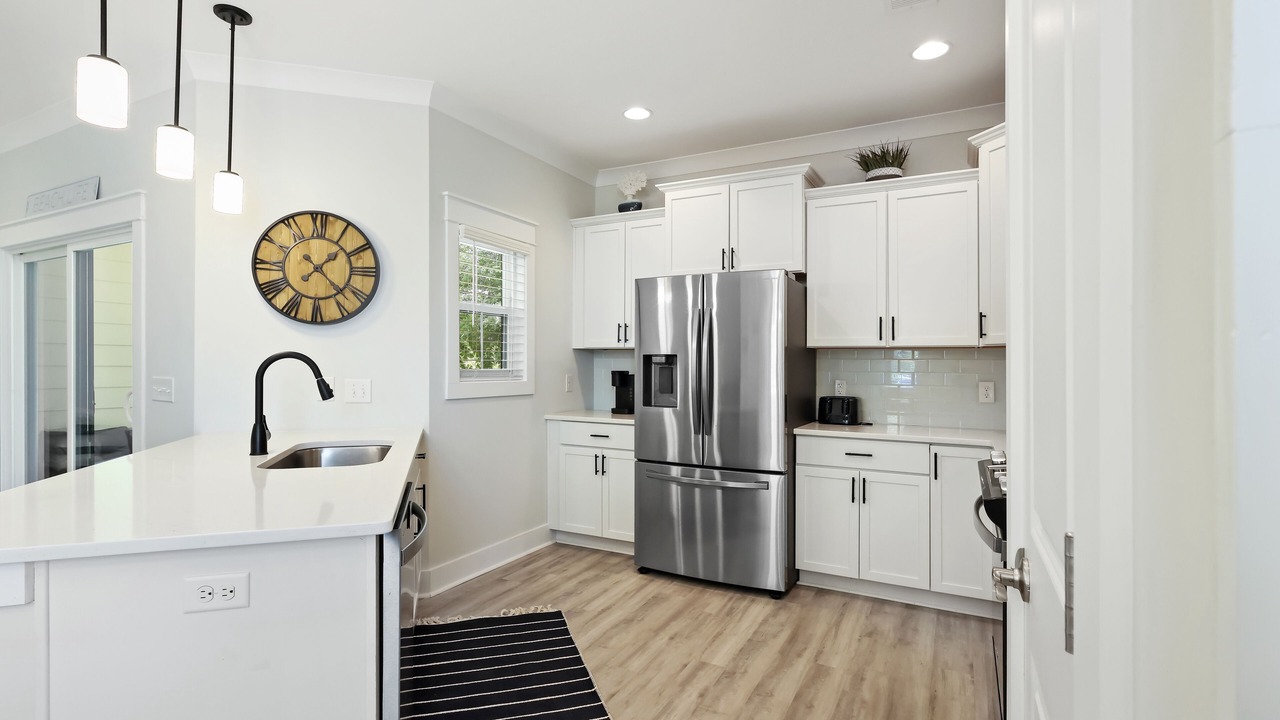Photo of Kitchen in Spanish Wells