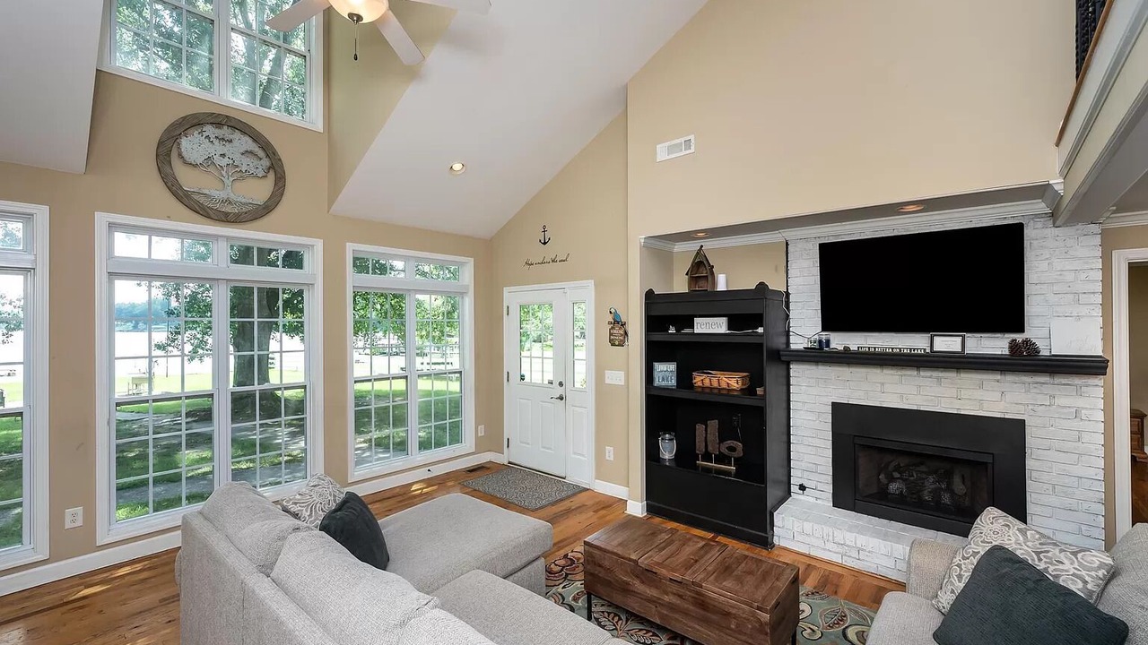 Photo of Livingroom in Waterloo