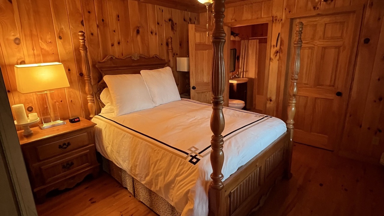 Photo of Bedroom in Manning