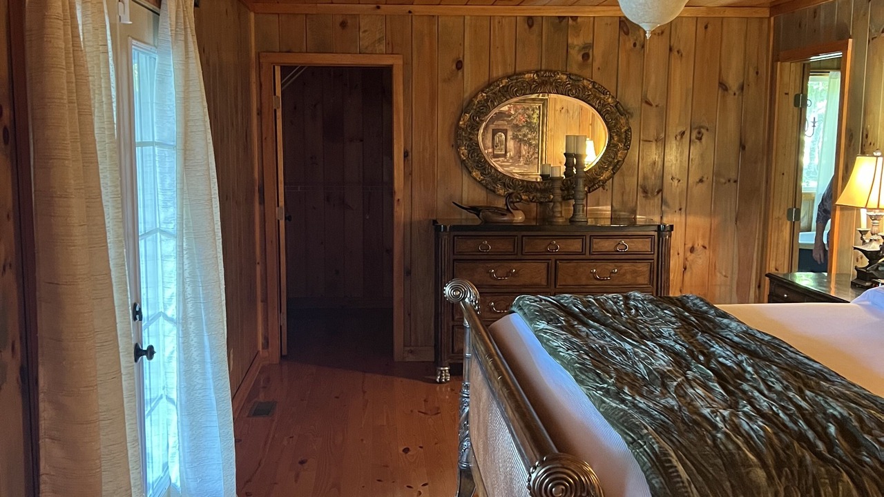 Photo of Bedroom in Manning