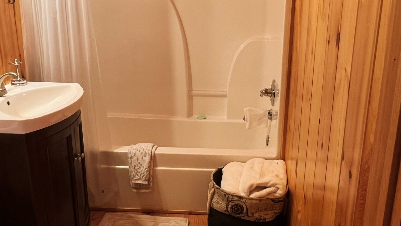 Photo of Bathroom in Manning