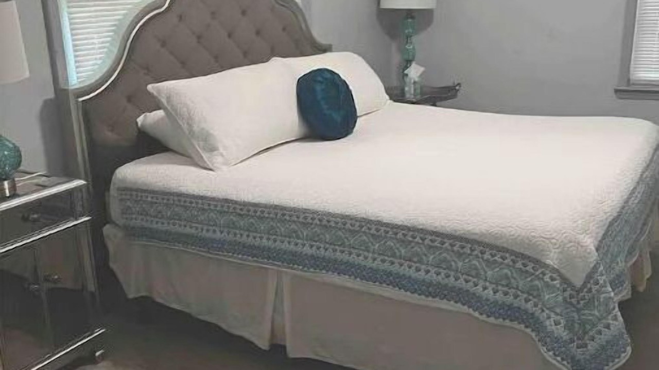 Photo of Bedroom in Greenwood