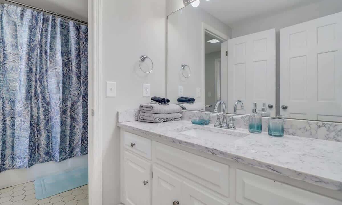 Photo of Bathroom in Statesboro