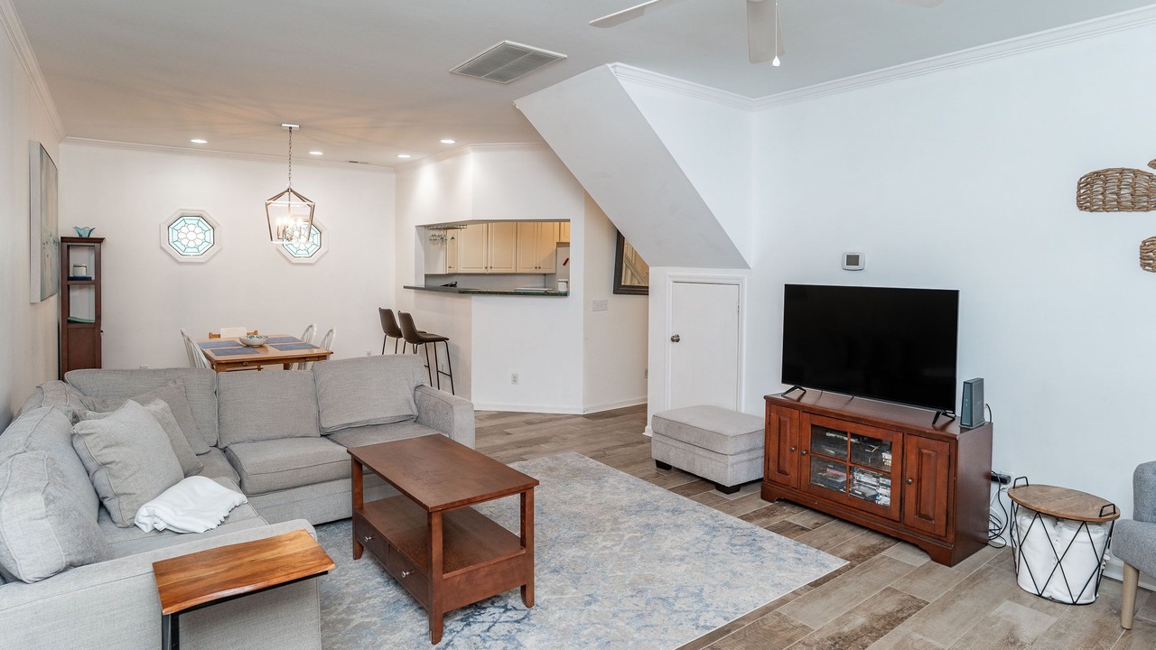Photo of Livingroom in Port Royal Landing