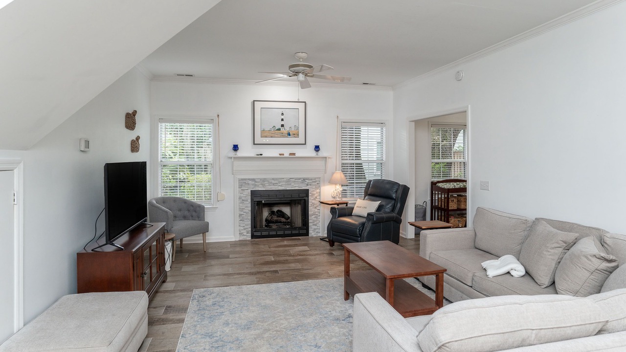 Photo of Livingroom in Port Royal Landing