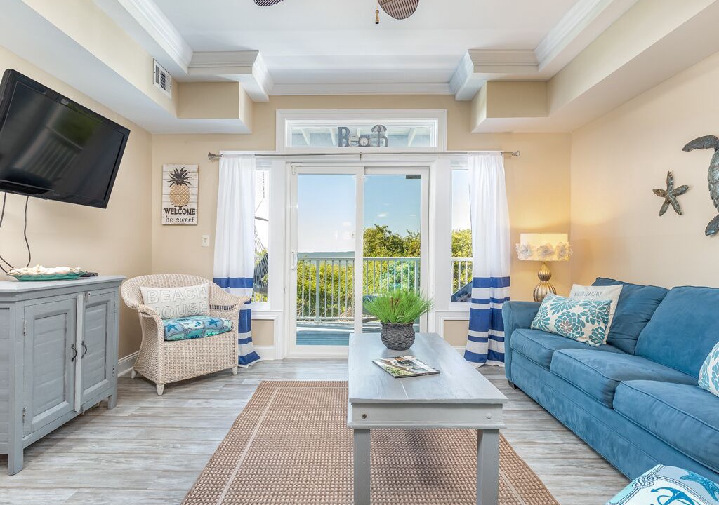 Photo of Livingroom in Tybee Island