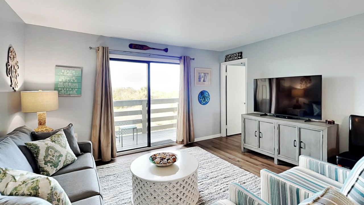 Photo of Livingroom in Tybee Island