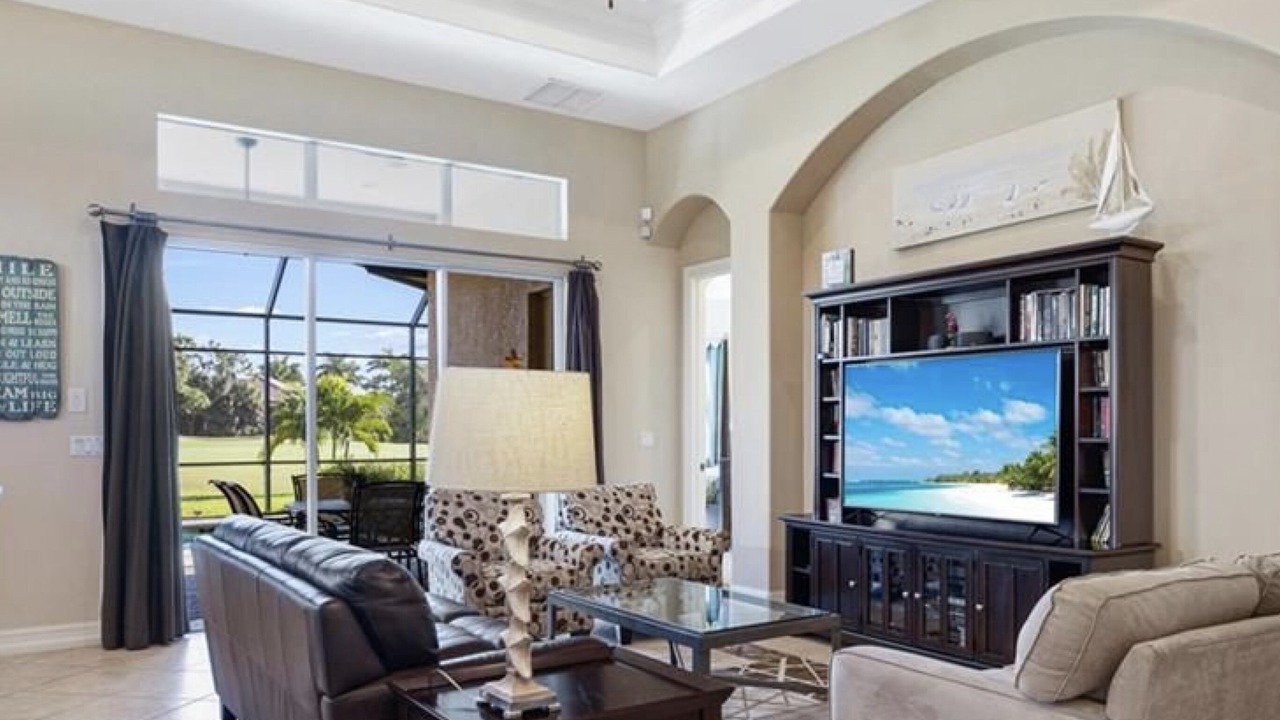 Photo of Livingroom in Naples