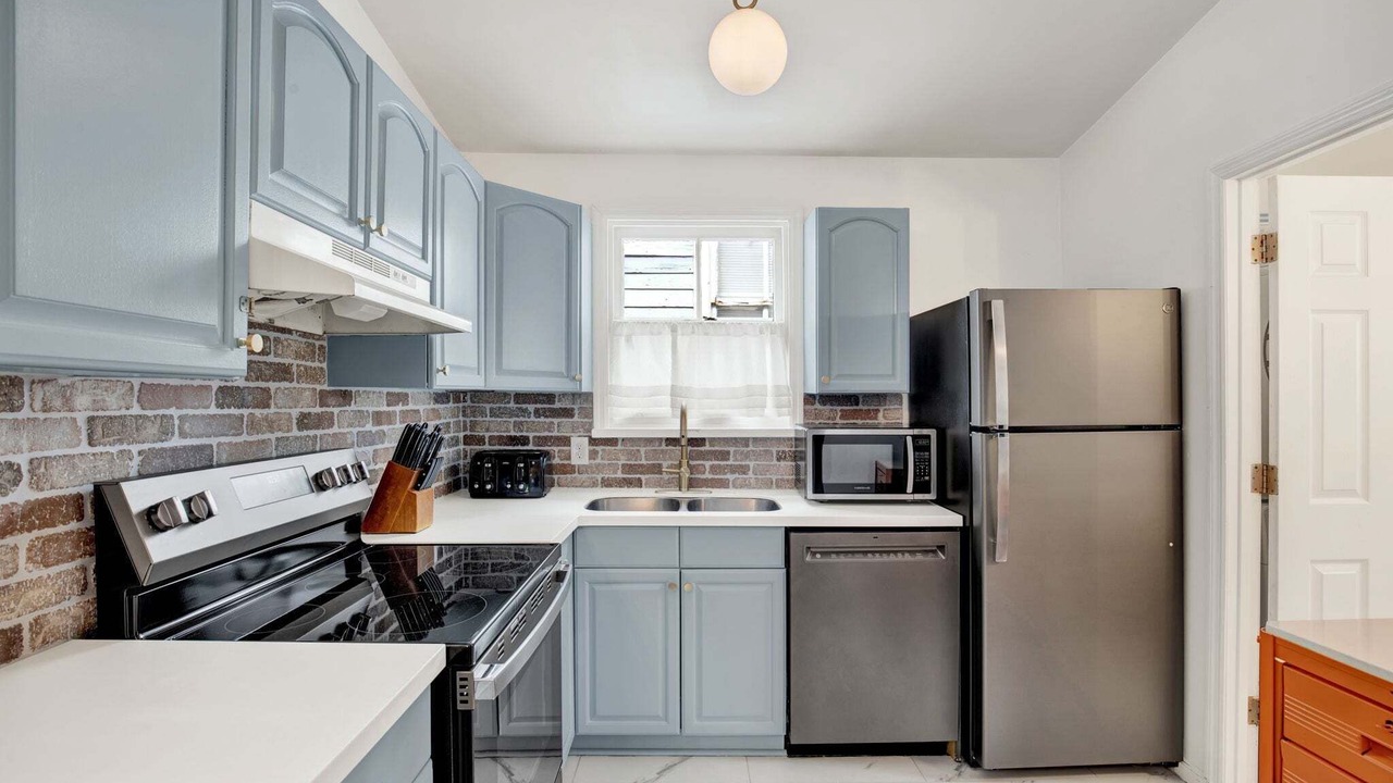 Photo of Kitchen in Beach Institute