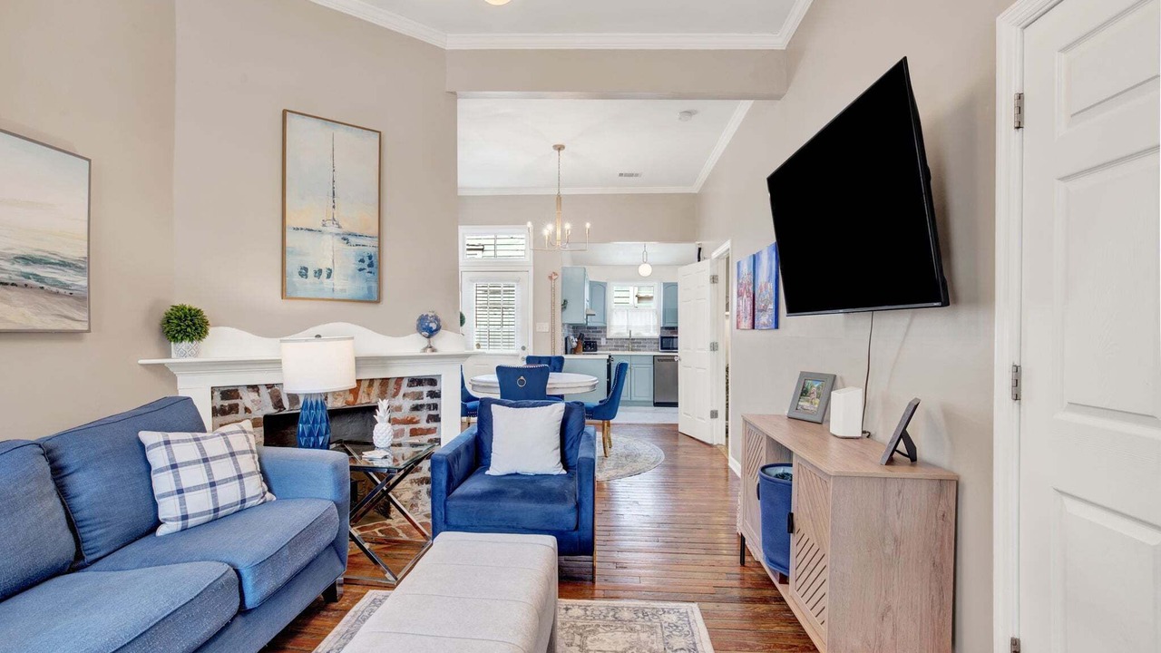Photo of Livingroom in Beach Institute
