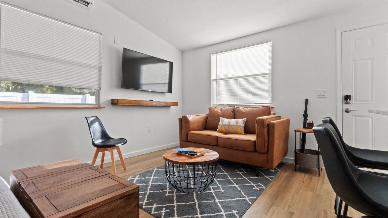 Photo of Livingroom in Riverview
