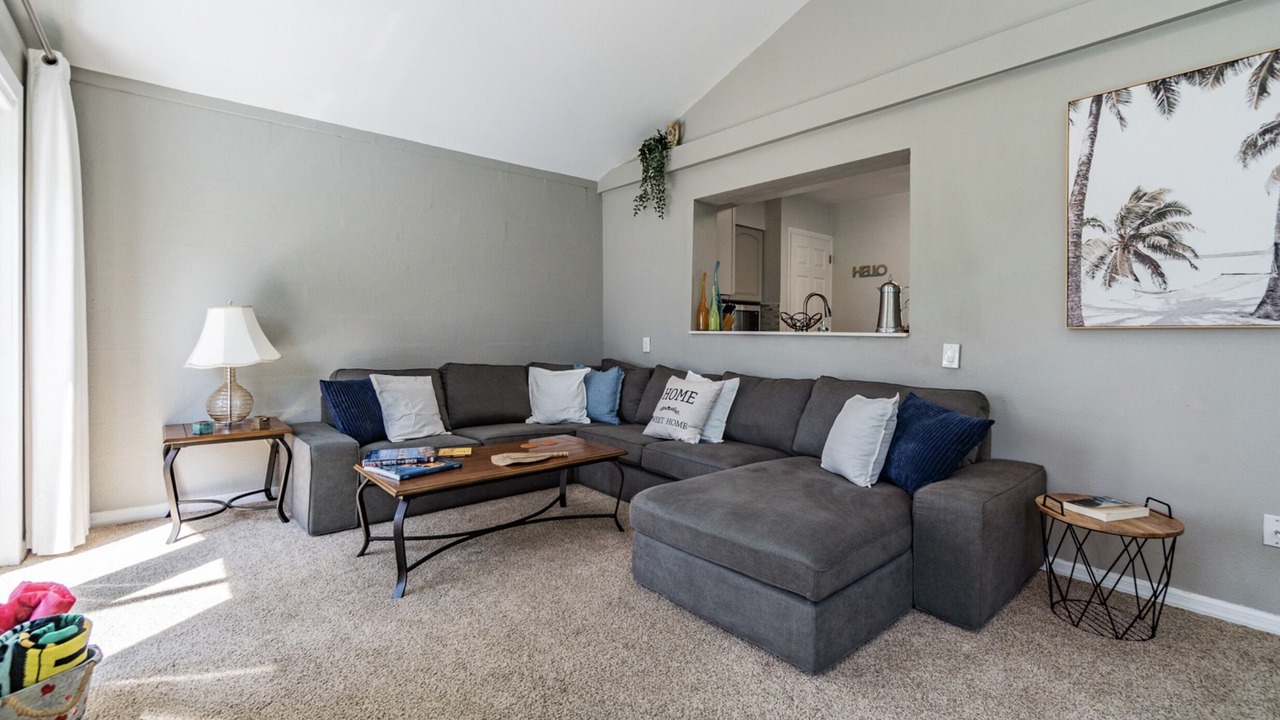 Photo of Livingroom in Shore Acres