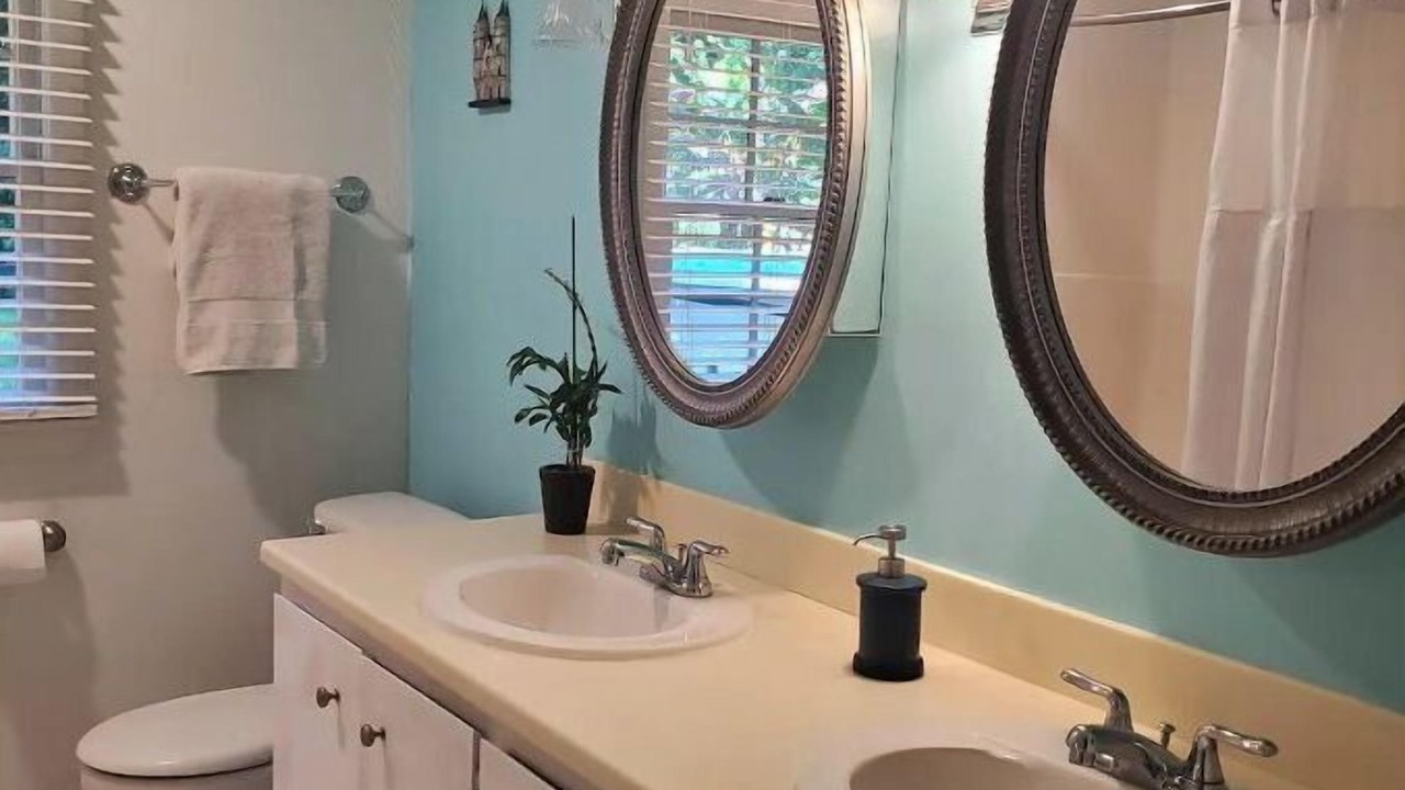 Photo of Bathroom in Talahi Island