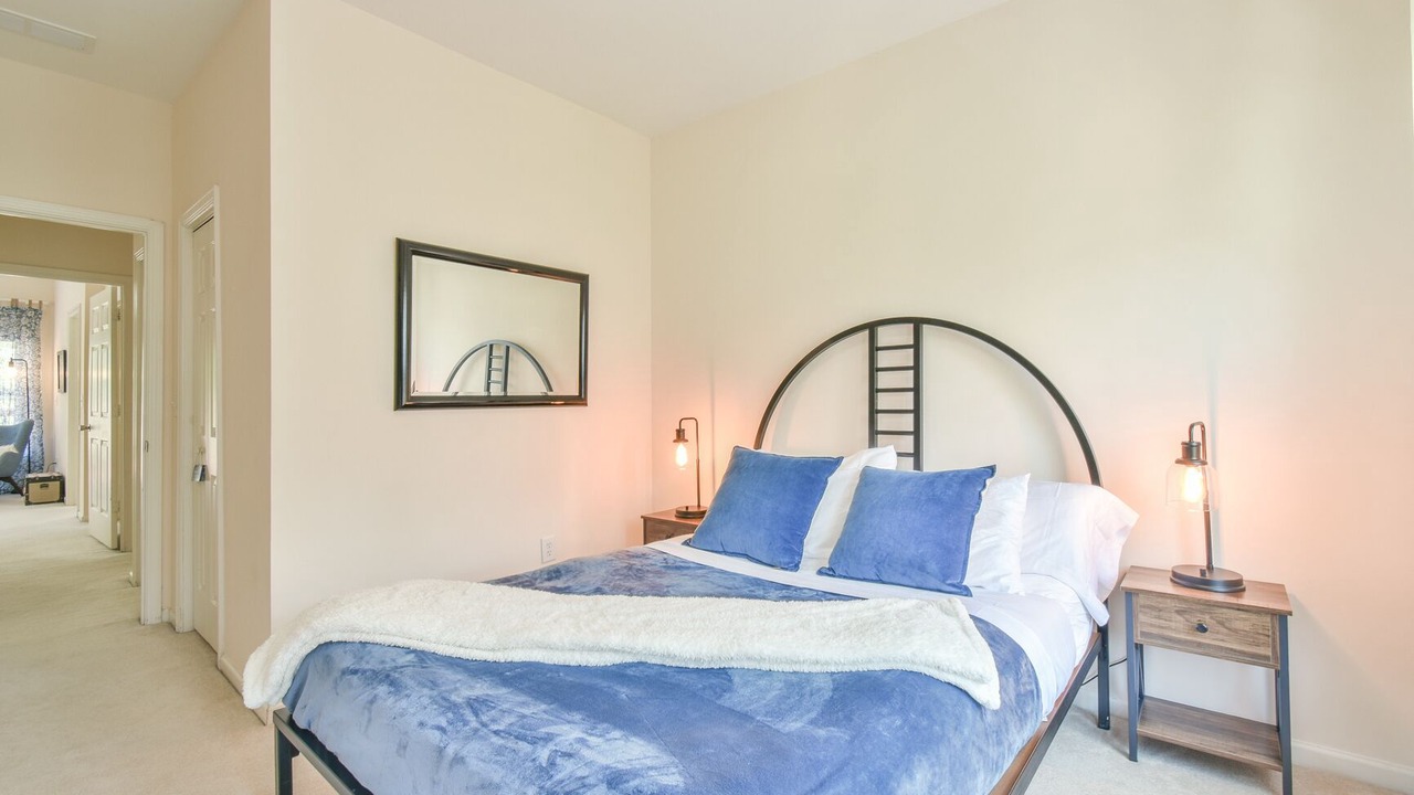 Photo of Bedroom in Hartwell
