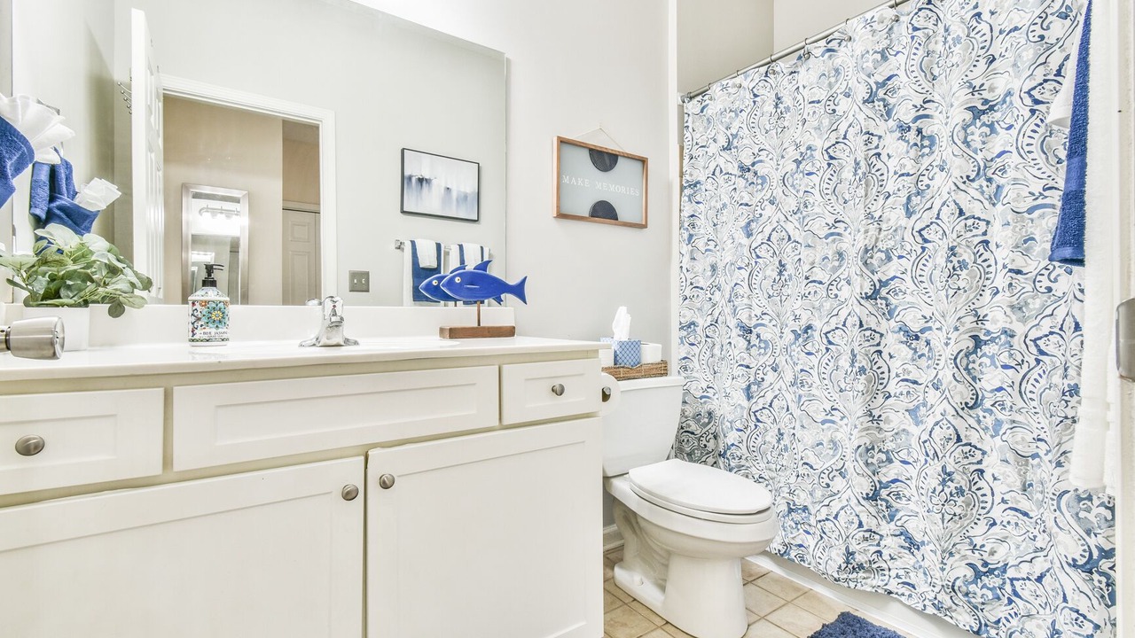 Photo of Bathroom in Hartwell