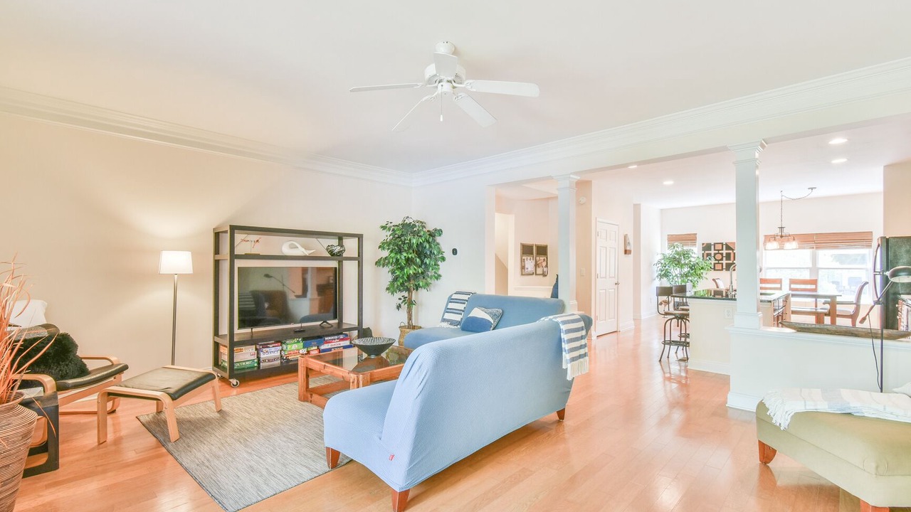 Photo of Livingroom in Hartwell
