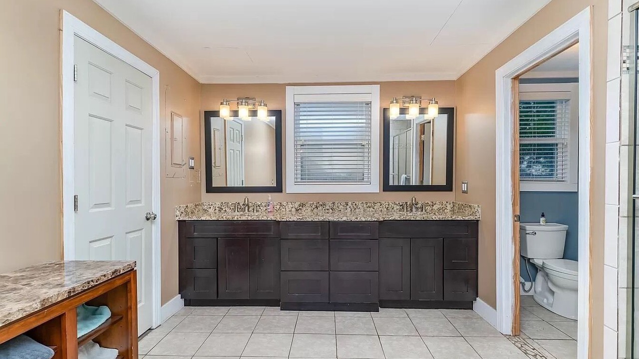 Photo of Bathroom in Kipling