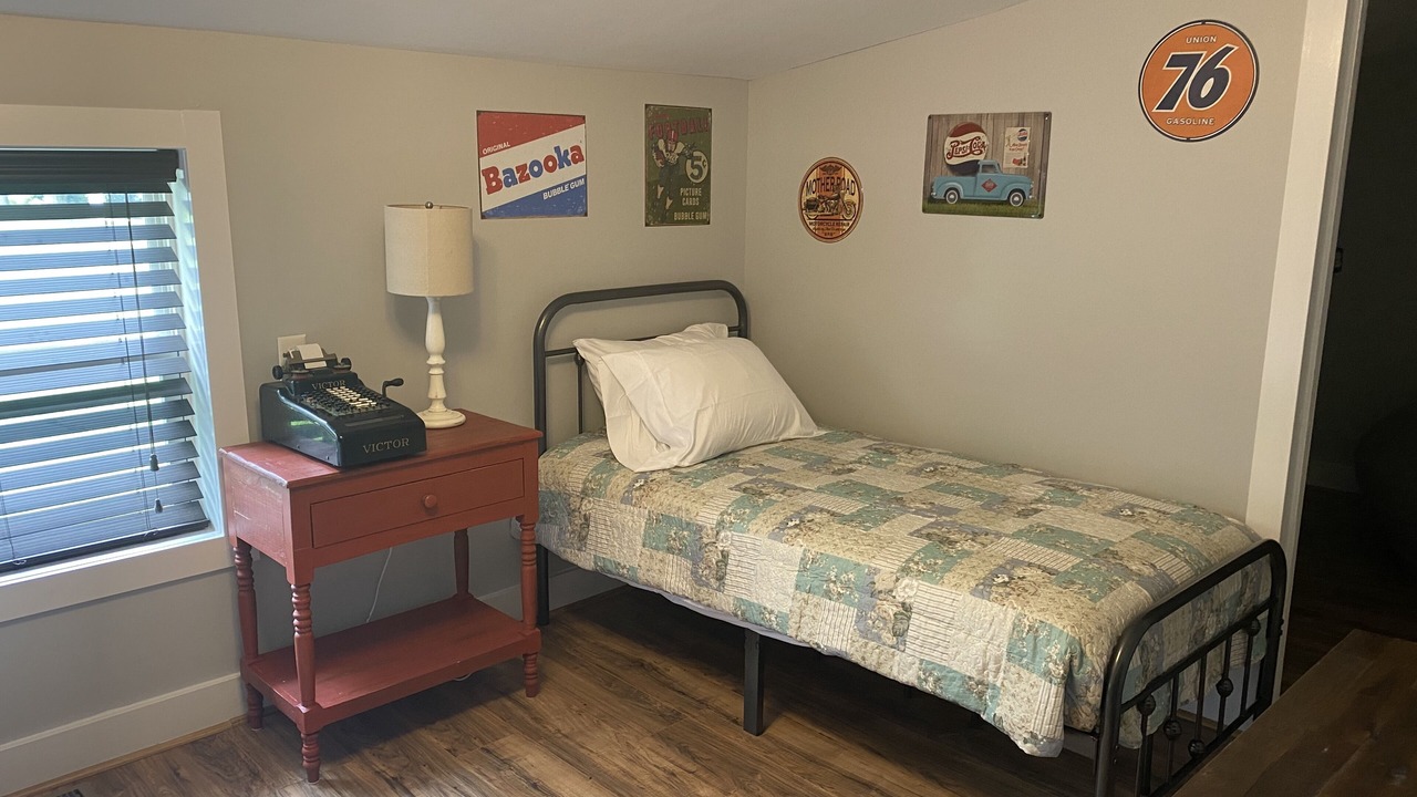Photo of Bedroom in Kipling
