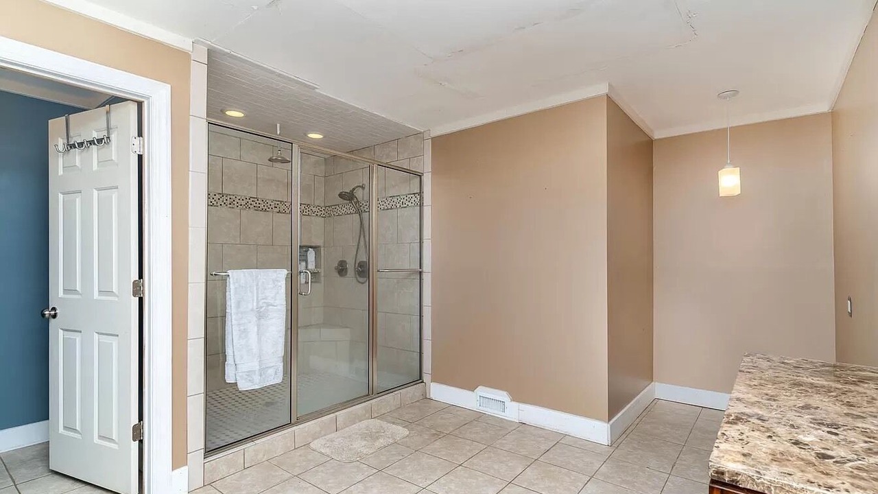 Photo of Bathroom in Kipling