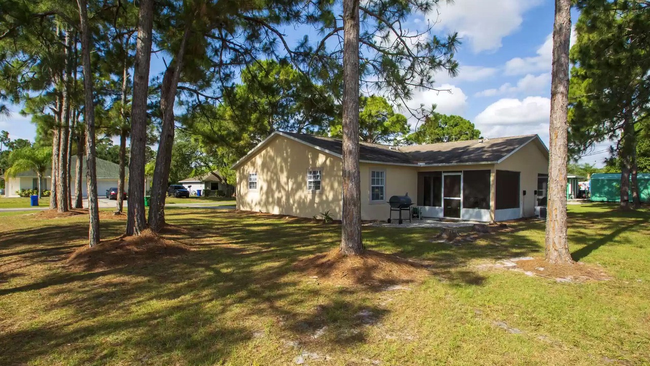 Photo of Outdoor in Sebastian Highlands