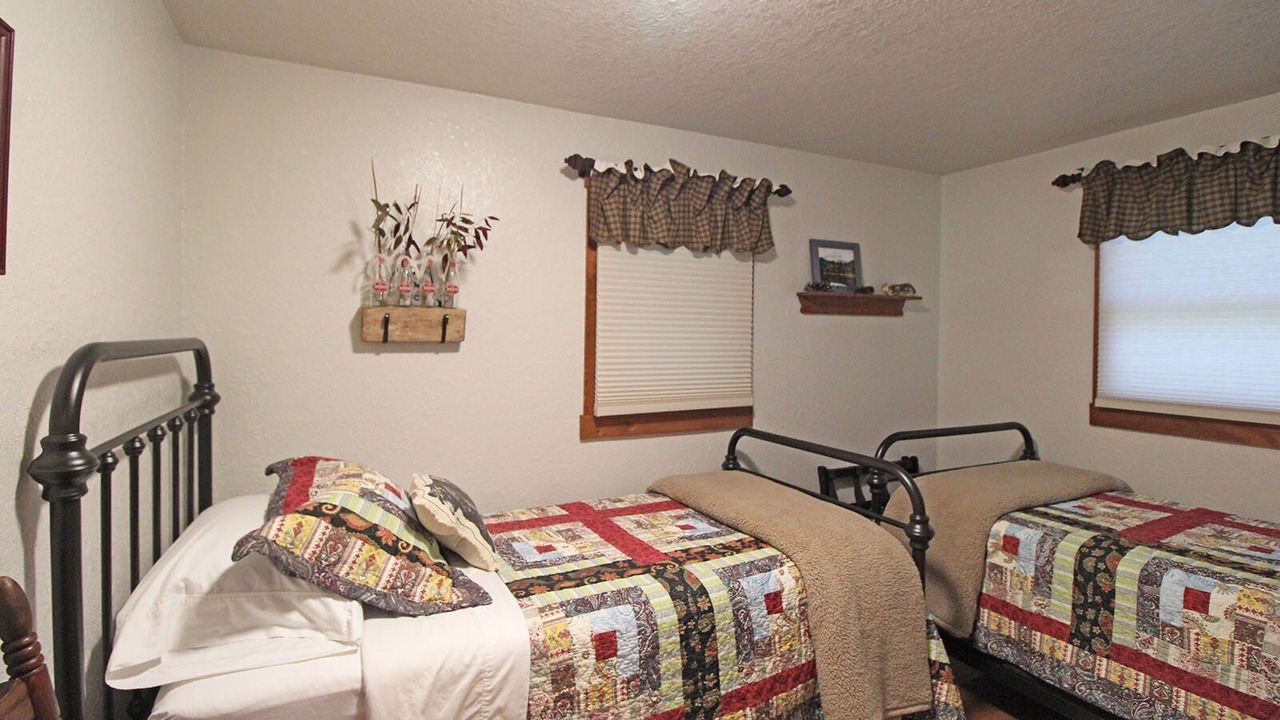Photo of Bedroom in Almond