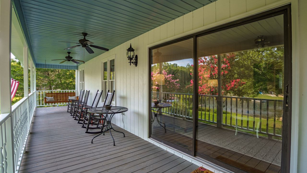 Photo of Patio Balcony in Newberry Shores