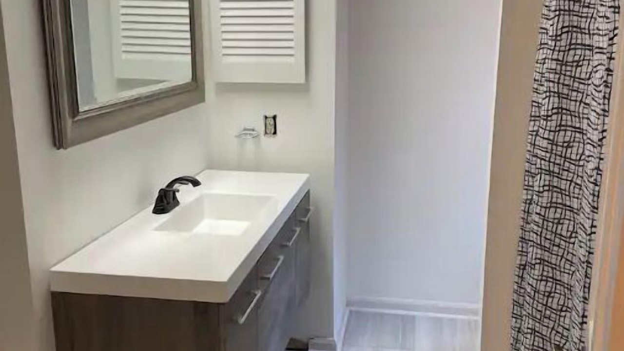 Photo of Bathroom in Midtown