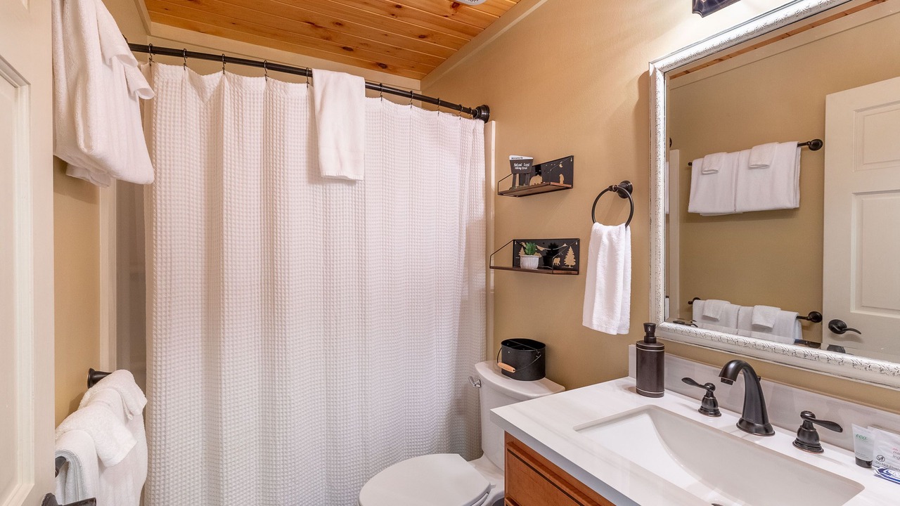 Photo of Bathroom in Cashiers
