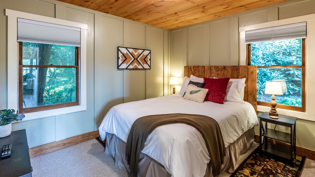 Photo of Bedroom in Cashiers