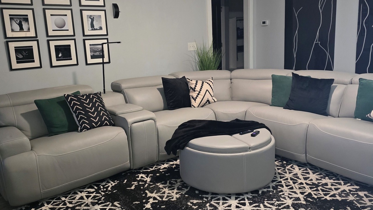 Photo of Livingroom in Evans