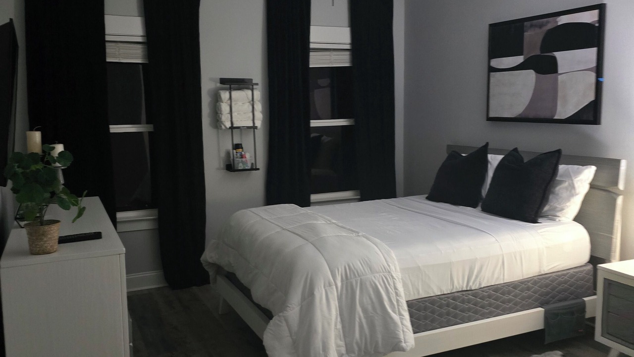 Photo of Bedroom in Evans