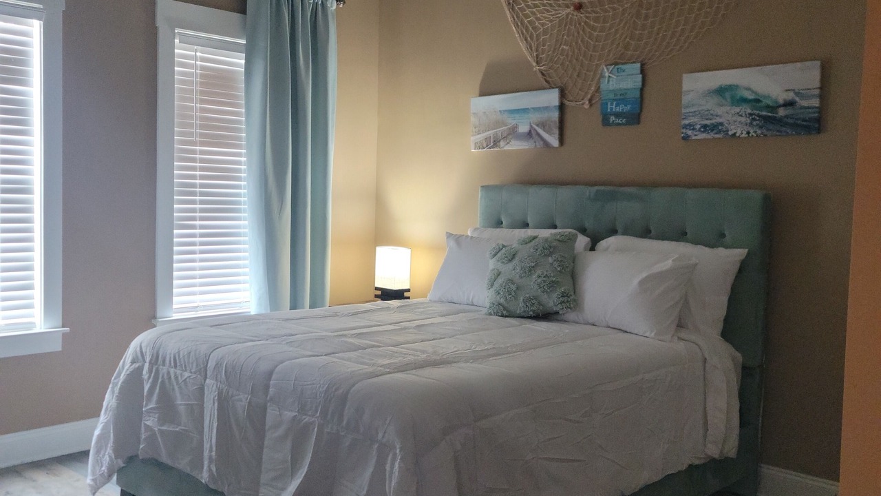 Photo of Bedroom in Evans