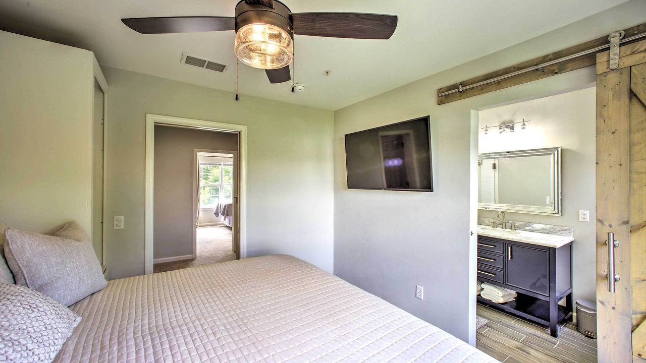 Photo of Bedroom in Central