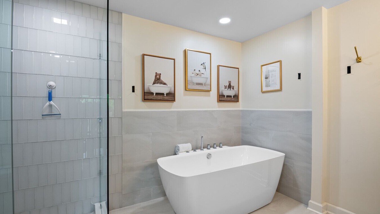 Photo of Bathroom in Leesville