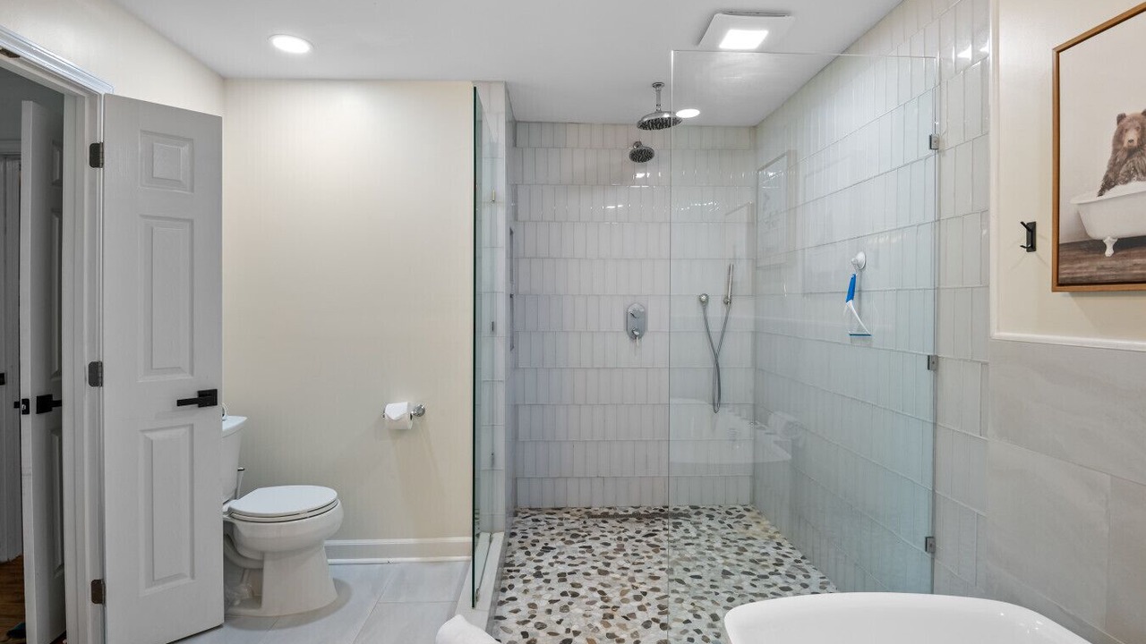 Photo of Bathroom in Leesville