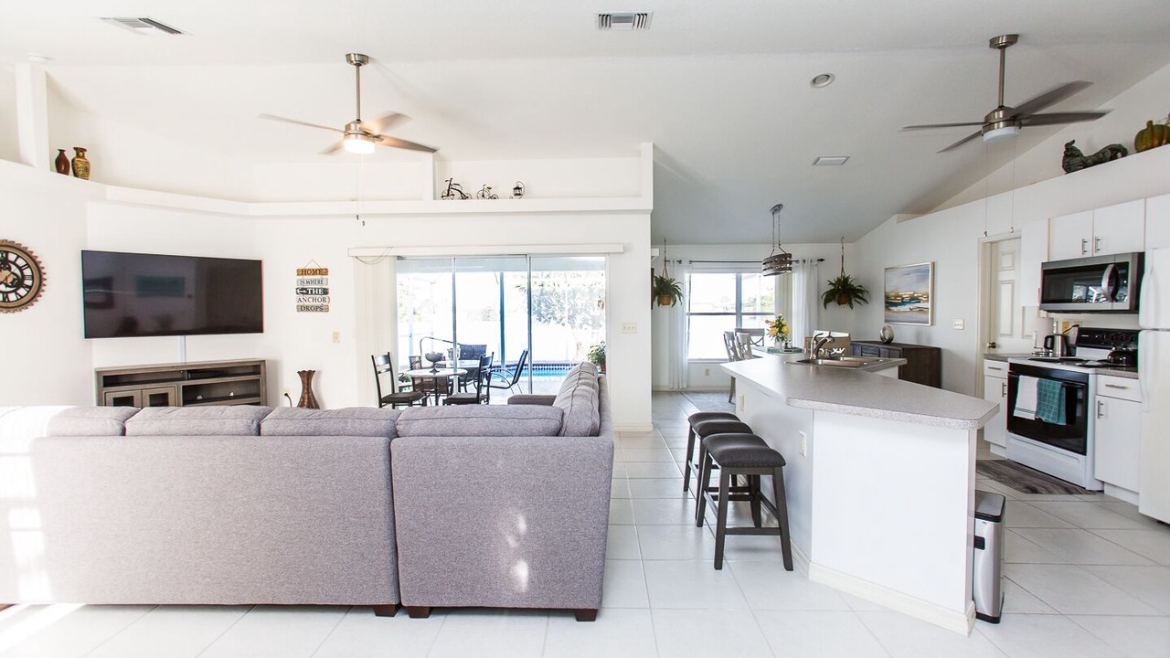 Photo of Livingroom in Mariner