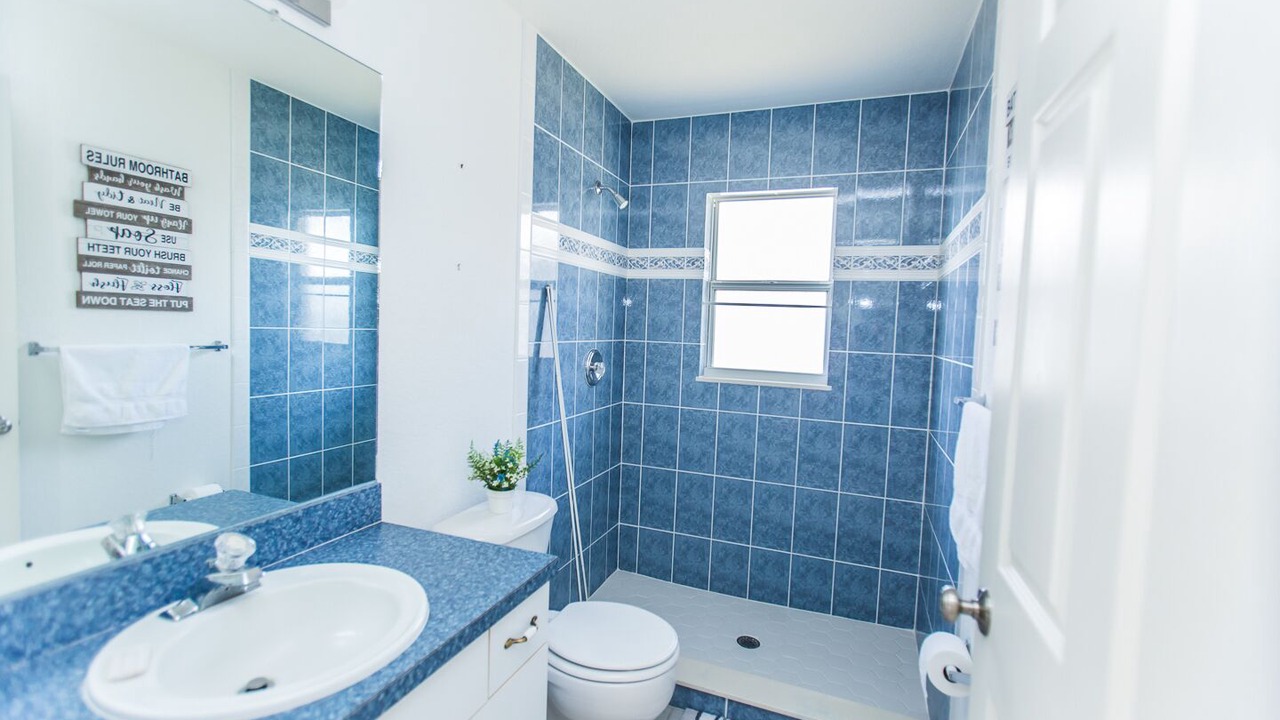 Photo of Bathroom in Mariner