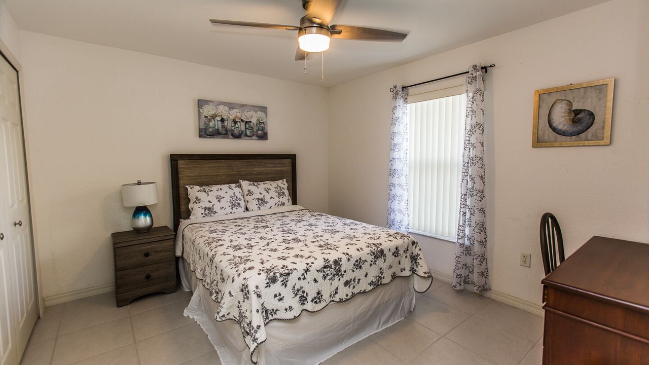 Photo of Bedroom in Mariner