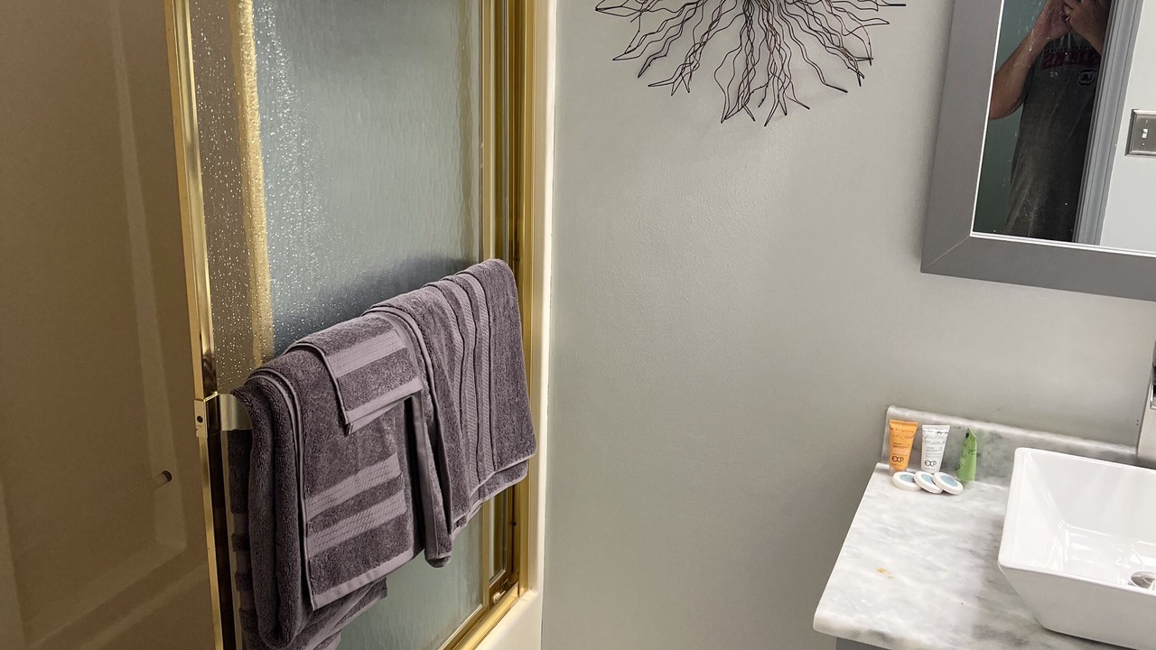 Photo of Bathroom in Ninety Six