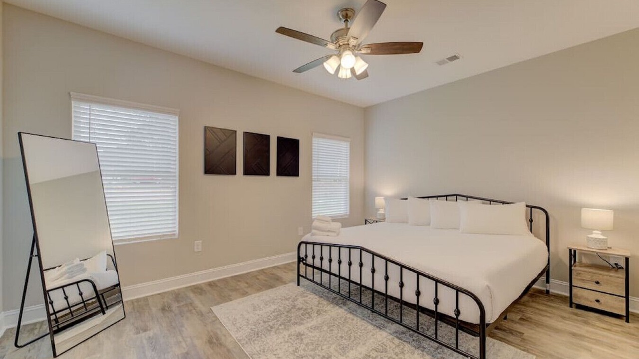 Photo of Bedroom in Cayce
