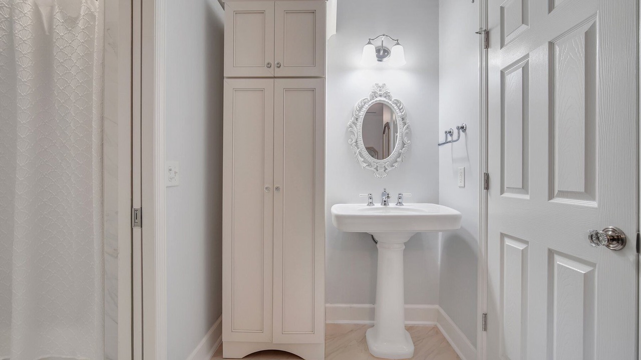 Photo of Bathroom in Port Royal Landing