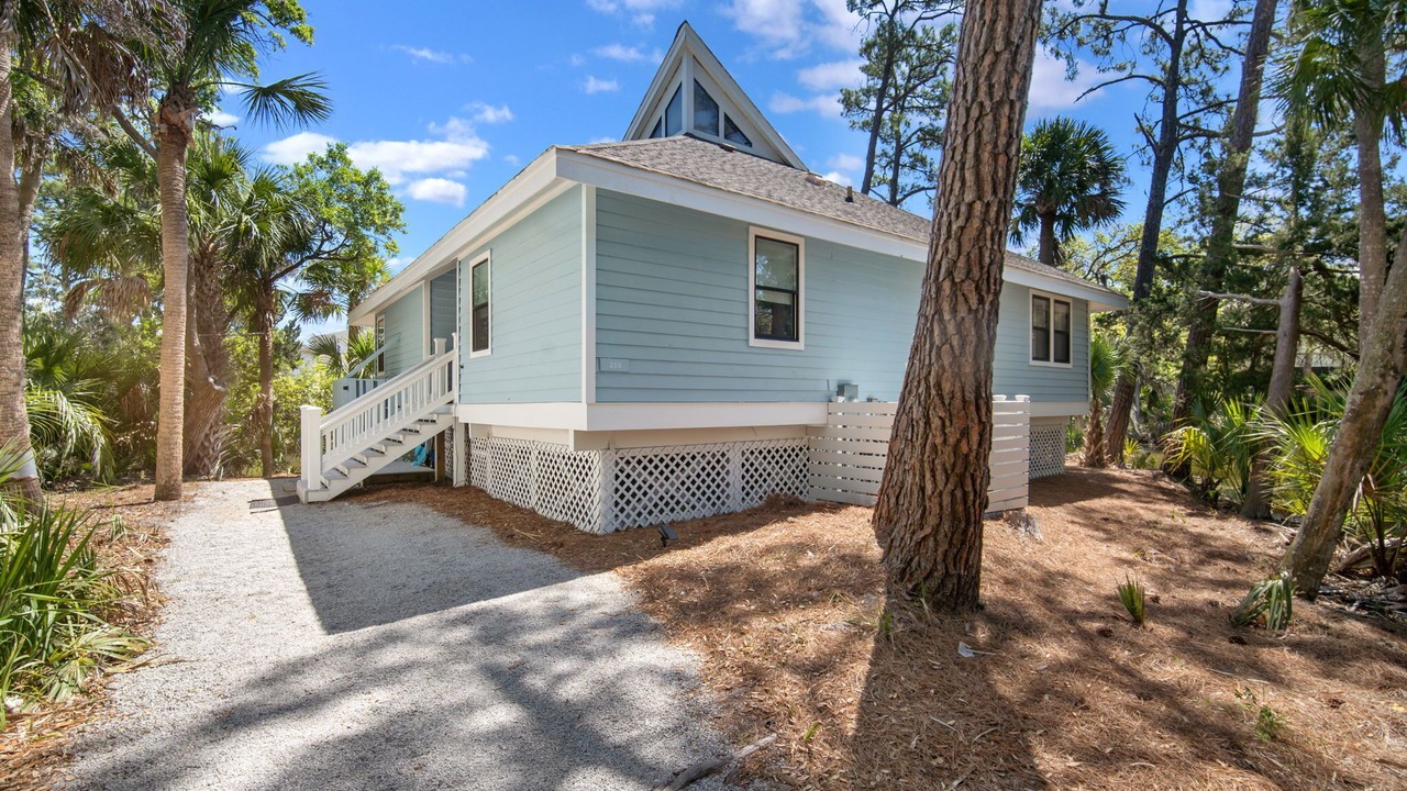Photo of Outdoor in Deer Lake