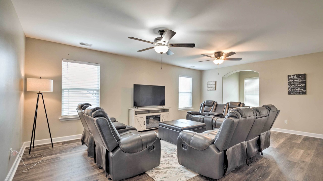 Photo of Livingroom in Pooler