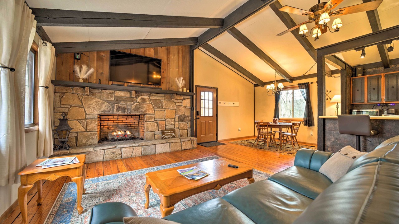 Photo of Livingroom in Glenville